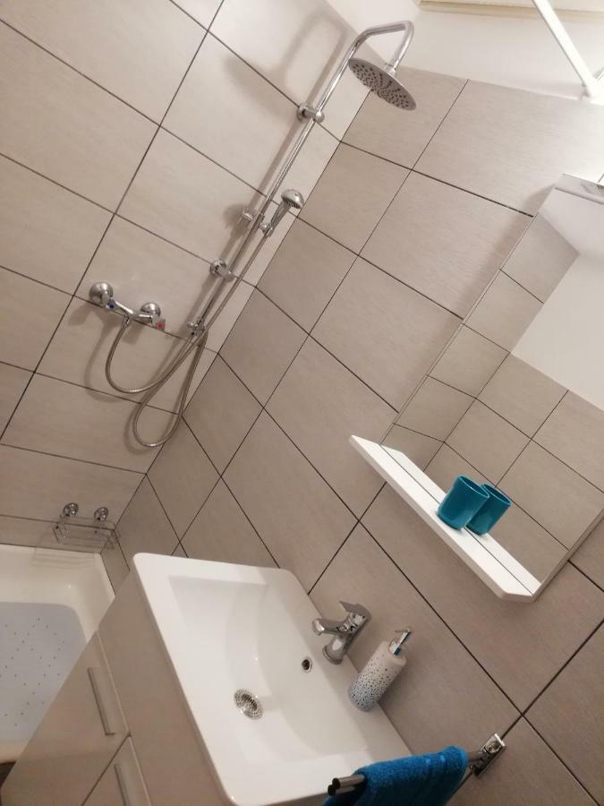Nokturno Apartment, Self Check-In 波雷奇 外观 照片