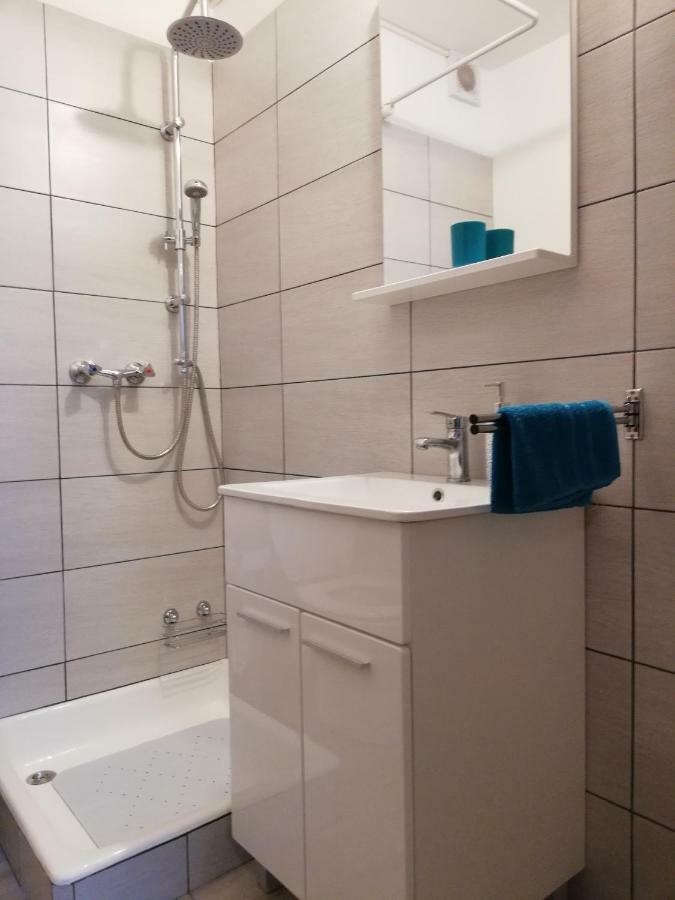 Nokturno Apartment, Self Check-In 波雷奇 外观 照片