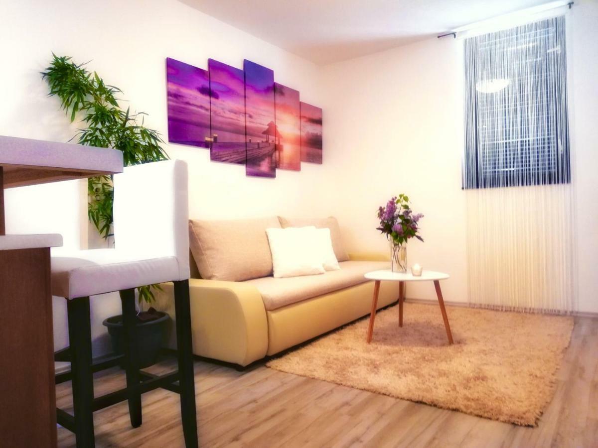 Nokturno Apartment, Self Check-In 波雷奇 外观 照片